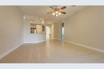 20002 Heritage Point Drive, Tampa, FL 33647 - Photo 10