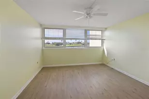 450 Treasure Island Causeway, Treasure Island, FL 33706 - Photo 22