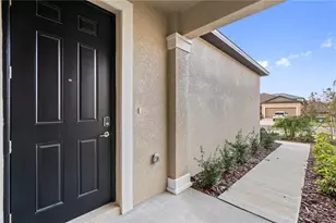 18156 Pleasantview Blvd, Land O Lakes, FL 34638 - Photo 4