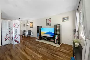 5969 Terrace Park Dr N, Saint Petersburg, FL 33709 - Photo 6
