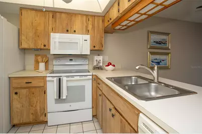 9860 62nd Terrace N #1014, Saint Petersburg, FL 33708 - Photo 18