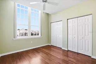 701 Mirror Lake Dr N, Saint Petersburg, FL 33701 - Photo 10