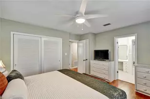 4660 22nd Ave S, Saint Petersburg, FL 33711 - Photo 12