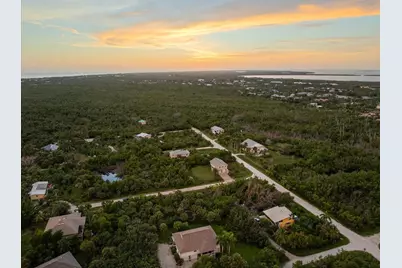 486 Ponce De Leon Road, Sanibel, FL 33957 - Photo 12