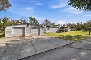 10029 Chestnut Dr, Hudson, FL 34669 - Photo 4