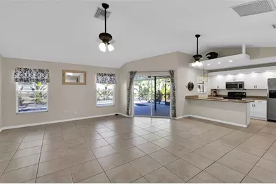 6834 34th Avenue E, Palmetto, FL 34221 - Photo 10