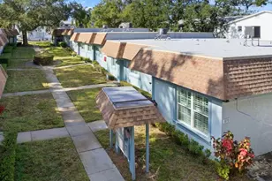 870 Loch Linnhe Ln, Dunedin, FL 34698 - Photo 2