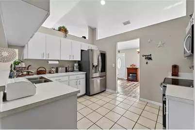 924 Micanopy Drive, Lakeland, FL 33813 - Photo 10