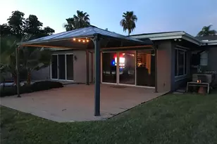 12200 4th St E, Treasure Island, FL 33706 - Photo 8