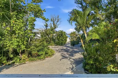 700 Lands End Drive, Longboat Key, FL 34228 - Photo 50