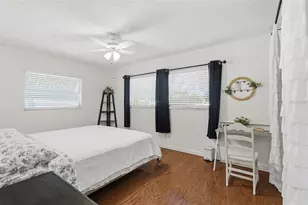 2039 Pine Ridge Dr, Clearwater, FL 33763 - Photo 20