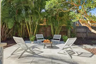246 NE 19th Ave NE, Saint Petersburg, FL 33704 - Photo 42