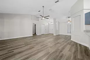 8155 Giffen Ln, Spring Hill, FL 34608 - Photo 12