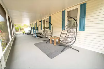 4405 Loma Vista Drive, Valrico, FL 33596 - Photo 10