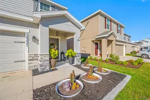 12331 Terrace Bluff, Riverview, FL 33579 - Photo 2