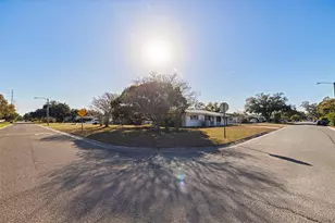 4500 16th Ave N, Saint Petersburg, FL 33713 - Photo 32