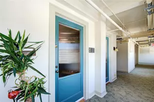 130 4th Ave N, Saint Petersburg, FL 33701 - Photo 4