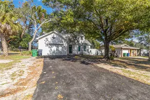 4126 Temple Heights Rd, Tampa, FL 33617 - Photo 4