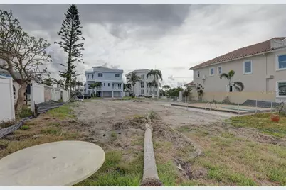 11100 5th Street E, Treasure Island, FL 33706 - Photo 8