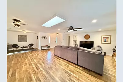 1004 Lake Charles Circle, Lutz, FL 33548 - Photo 26