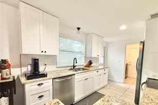 1004 Lake Charles Cir, Lutz, FL 33548 - Photo 20