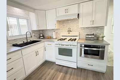 7129 Mount Arlington Drive NE #440, Saint Petersburg, FL 33702 - Photo 6