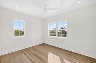 2050 Hawaii Ave NE, Saint Petersburg, FL 33703 - Photo 34