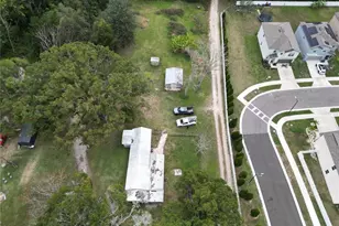 36506 Althea Ln, Zephyrhills, FL 33541 - Photo 42