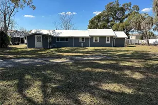 36506 Althea Ln, Zephyrhills, FL 33541 - Photo 12