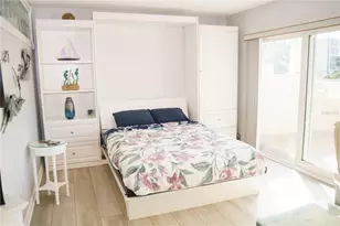 100 Bluff View Dr, Belleair Bluffs, FL 33770 - Photo 4