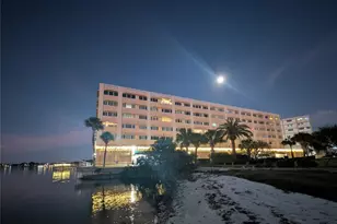 100 Bluff View Dr, Belleair Bluffs, FL 33770 - Photo 32