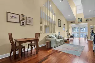 173 Sun Isle Cir, Treasure Island, FL 33706 - Photo 10