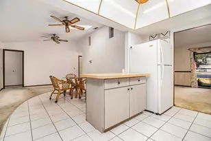 607 E Lakeshore Dr, Ocoee, FL 34761 - Photo 8
