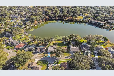 607 E Lakeshore Drive, Ocoee, FL 34761 - Photo 2
