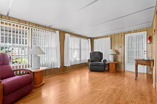 38755 New Jersey Ave, Zephyrhills, FL 33542 - Photo 2