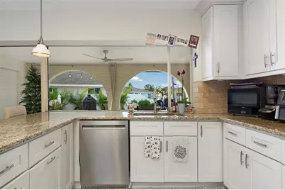 1394 51st Avenue NE, Saint Petersburg, FL 33703 - Photo 24