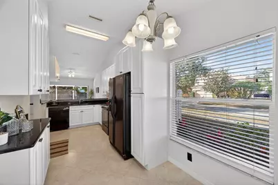 13201 Sharondale Court, Riverview, FL 33579 - Photo 14