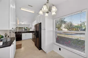 13201 Sharondale Ct, Riverview, FL 33579 - Photo 14