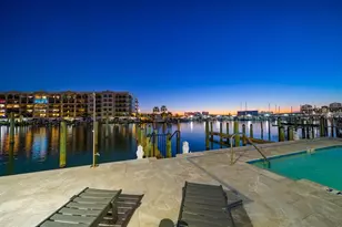 211 Dolphin Point, Clearwater Beach, FL 33767 - Photo 52