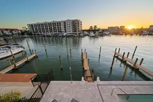 211 Dolphin Point, Clearwater Beach, FL 33767 - Photo 42