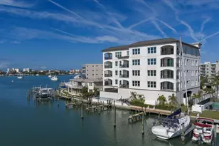 211 Dolphin Point, Clearwater Beach, FL 33767 - Photo 32