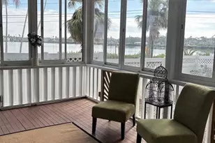 401 Whitcomb Blvd, Tarpon Springs, FL 34689 - Photo 14