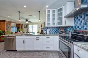 8812 Honeycomb Dr, Port Richey, FL 34668 - Photo 12