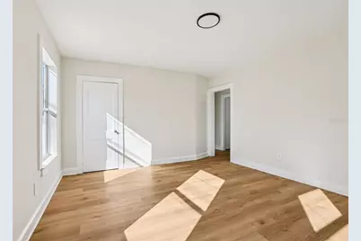 305 28th Street S, Saint Petersburg, FL 33712 - Photo 12