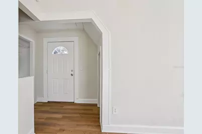 305 28th Street S, Saint Petersburg, FL 33712 - Photo 8