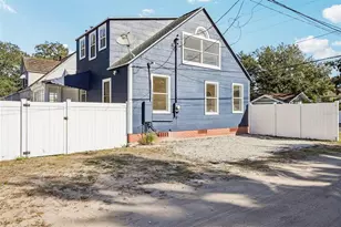 305 28th St S, Saint Petersburg, FL 33712 - Photo 44
