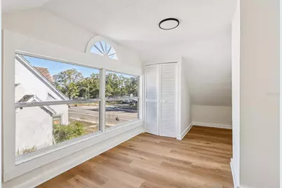 305 28th Street S, Saint Petersburg, FL 33712 - Photo 30