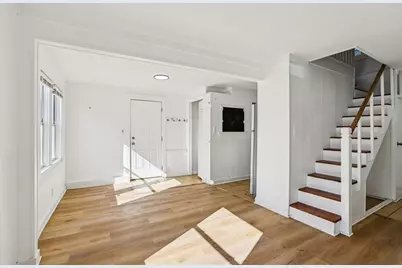 305 28th Street S, Saint Petersburg, FL 33712 - Photo 4