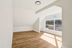 305 28th St S, Saint Petersburg, FL 33712 - Photo 36