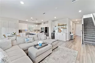 17713 Everlong Dr, Land O Lakes, FL 34638 - Photo 4